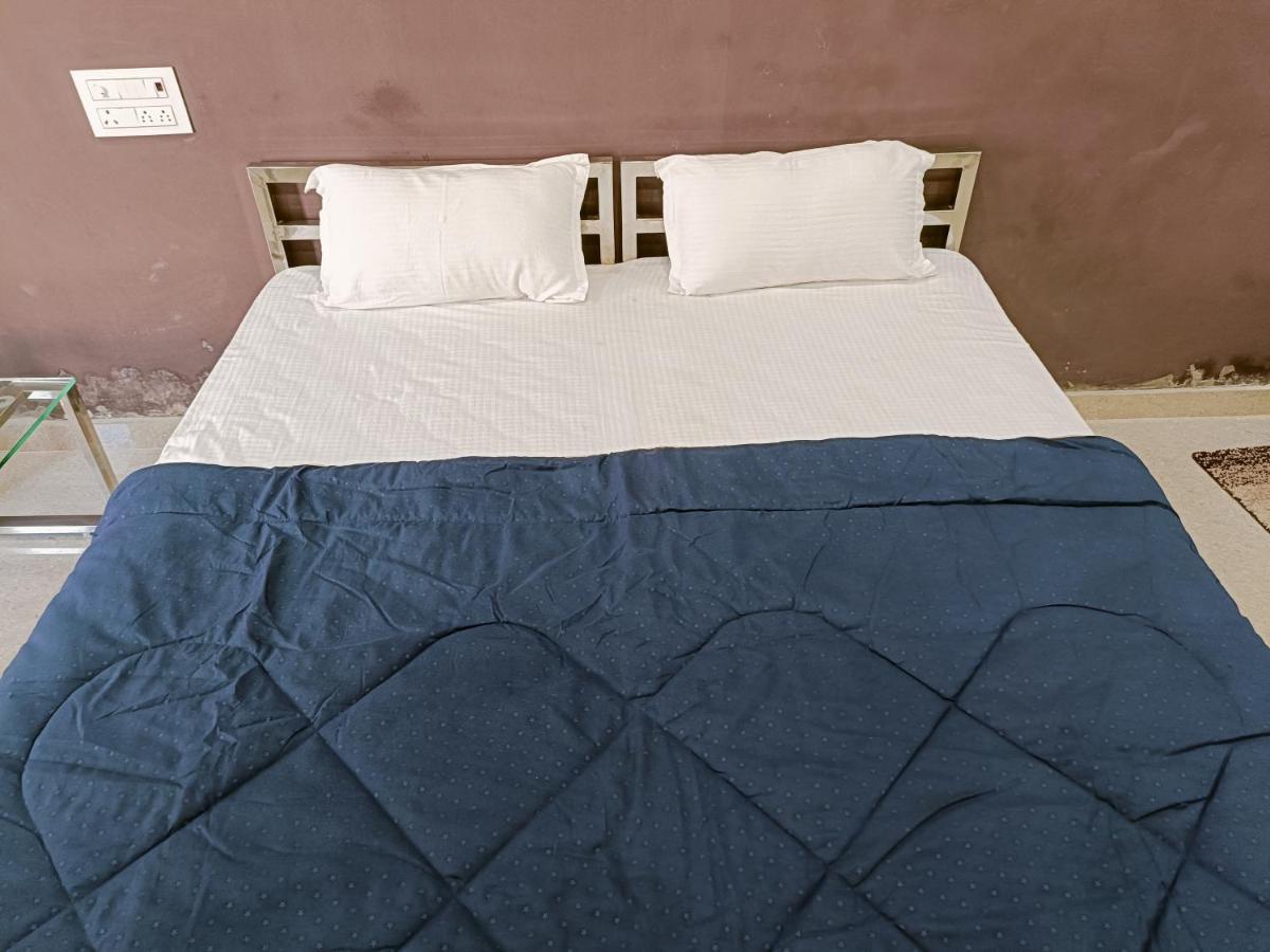 Hotel Royal Inn Satna Zewnętrze zdjęcie
