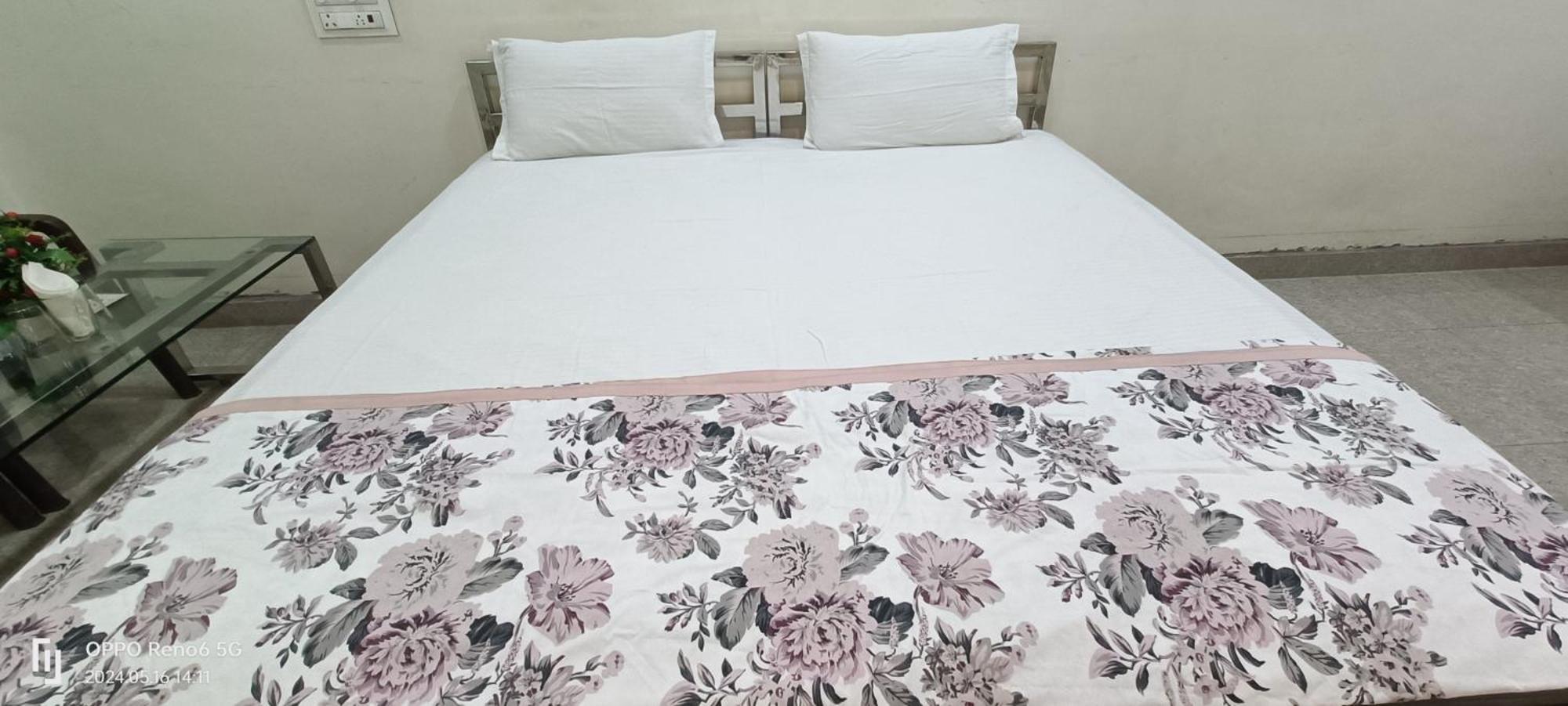 Hotel Royal Inn Satna Zewnętrze zdjęcie