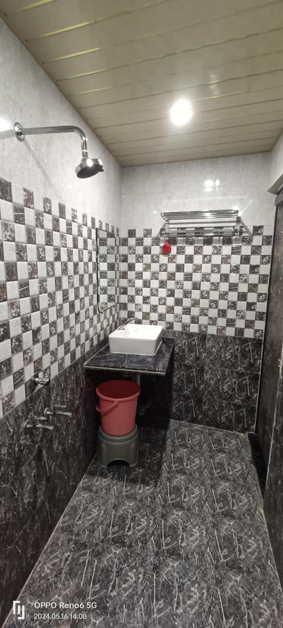 Hotel Royal Inn Satna Zewnętrze zdjęcie